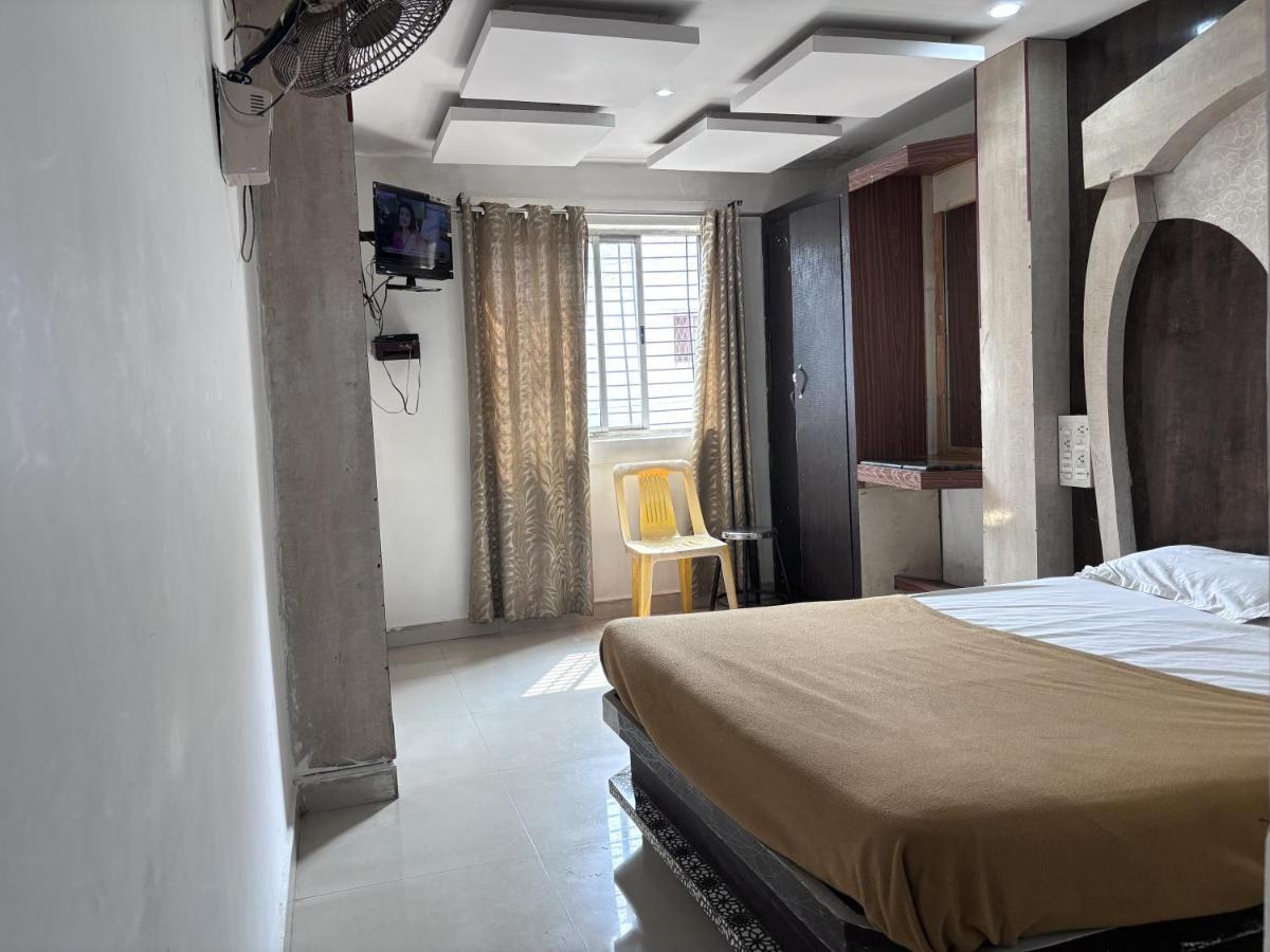 Hotel Raj Empire Mysore Eksteriør billede