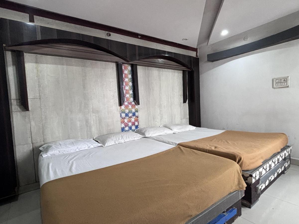 Hotel Raj Empire Mysore Eksteriør billede