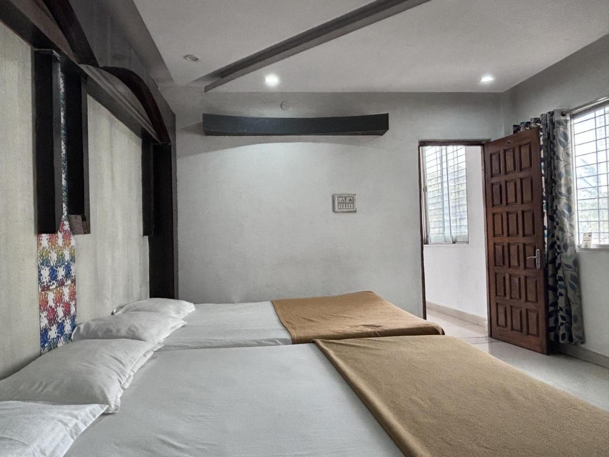 Hotel Raj Empire Mysore Eksteriør billede