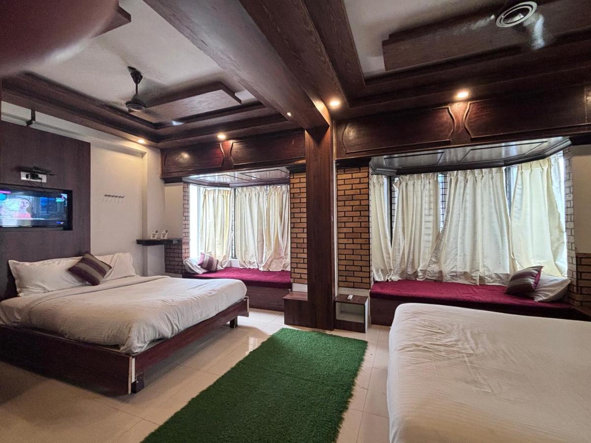 Hotel Raj Empire Mysore Eksteriør billede