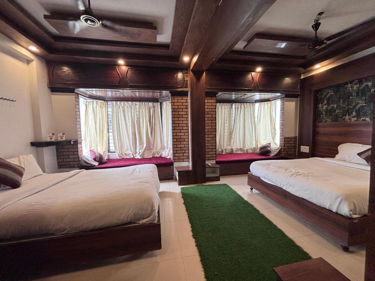 Hotel Raj Empire Mysore Eksteriør billede